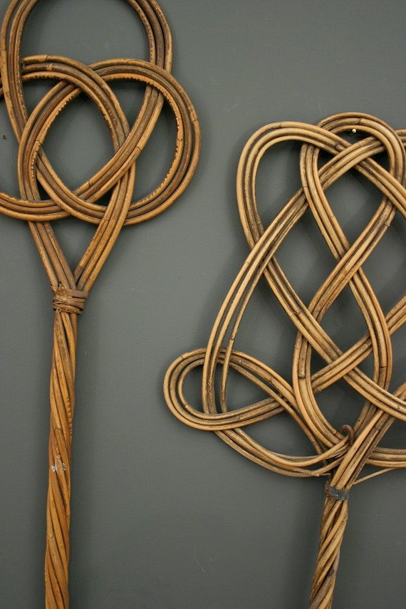 1 Vintage Carpet Beater from England Wall Display