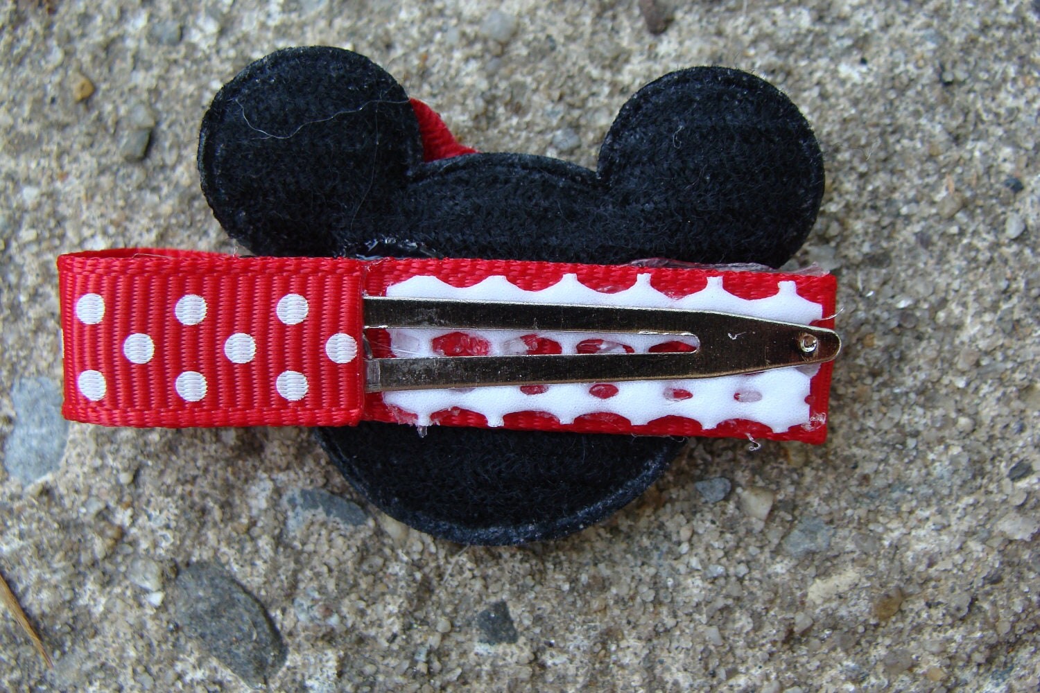 5 Minnie Mouse Birthday Favor hair clips Minnie Mouse Hair