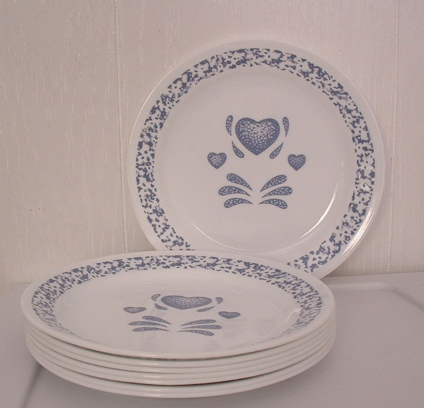 Corelle by Corning Blue Hearts Set of 8 plates