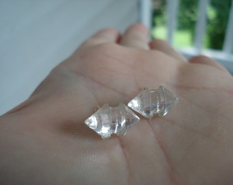 1930s Art Deco Vintage Crystal Glass Cabochons Stud Pierced Earrings Two-Way Arrow Double Terminated
