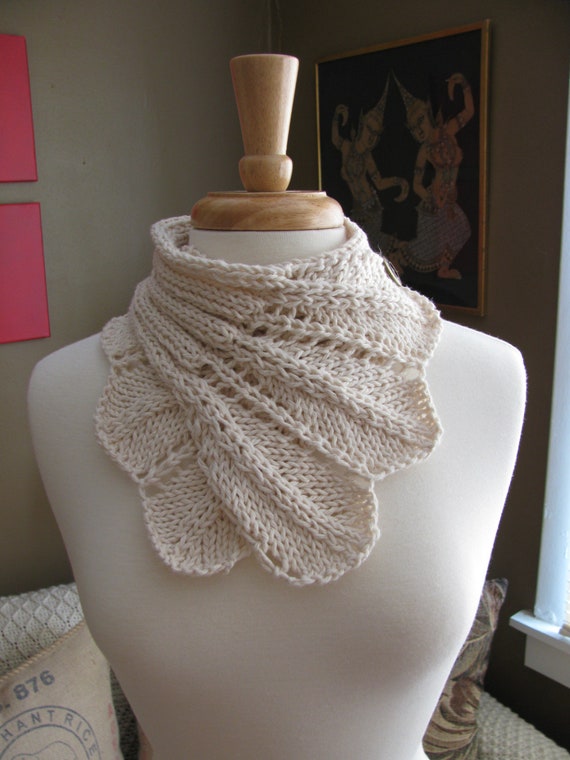 Feather Lace Buttoned Wrap Cowl patternPDF