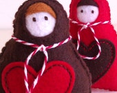 Babushka Love Decoration - Set of 2 brown, red - Ornaments/favors/decor/gift Il_170x135
