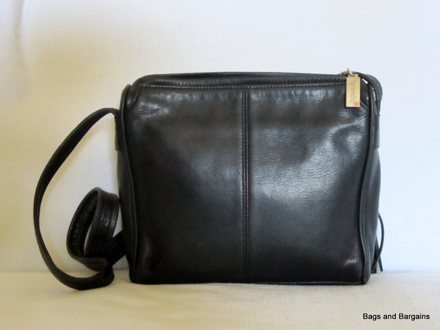 TIGNANELLO Black Leather Crossbody Shoulder Bag Purse Top Zip