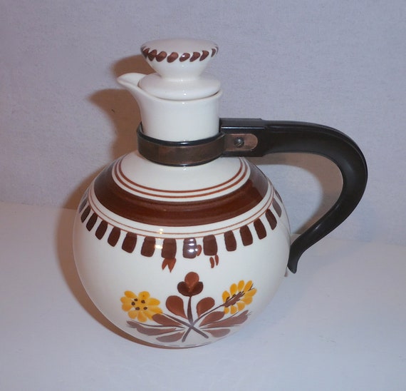 Vernon Kilns carafe Casa California Povincial Floral ...