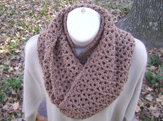 v scarf pattern stitch crochet Cowl Neck Men Warm Scarf Infinity Women Mobius Crochet Scarf Brown