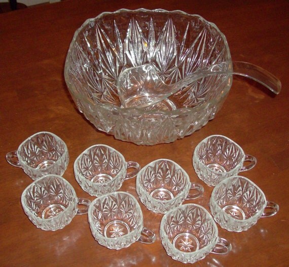 HAZELWare Williamsport Crystal Punch Service 18 pc. Set