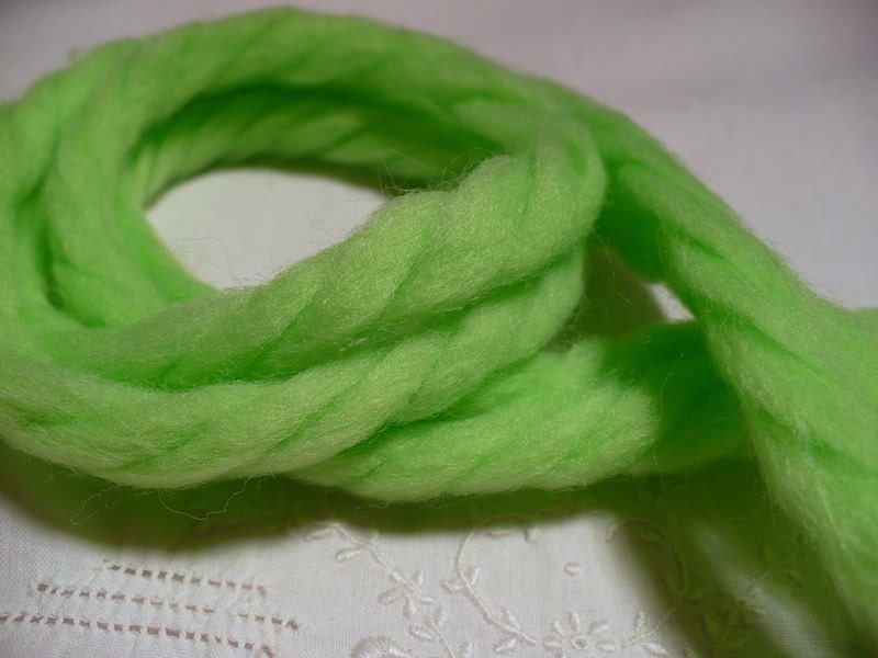 Apple Green 70s Yarn Hair Ribbons Vintage by VintageGypsyGoods