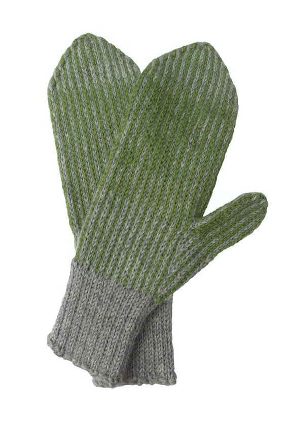 Mittens Hand Knit Wool Mittens Gift Women Men Handknit by LizSox