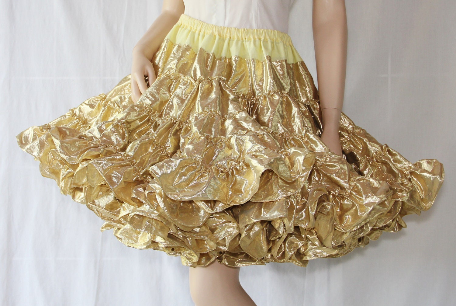 Vintage Petticoat / Rockabilly / Circle Skirt / Swing Dance