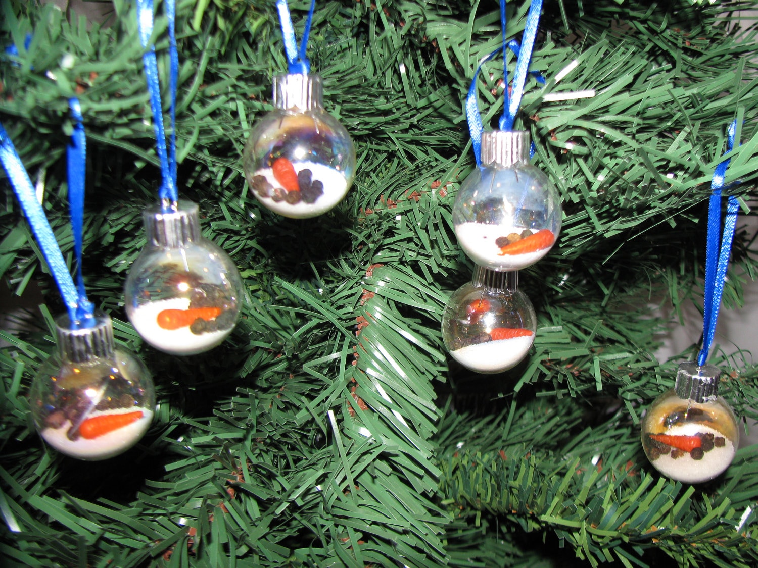 Set of 6 Mini Melted Snowman Ornaments by CabinofBows on Etsy