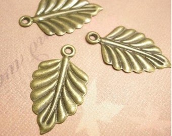 12pc antique bronze 25x15mm iron leaf pendant-5941