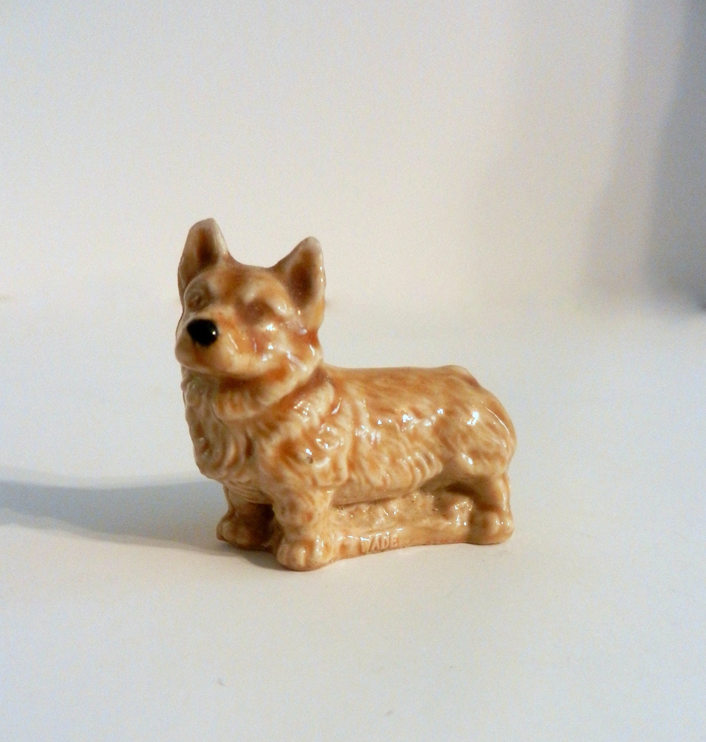 corgi ceramic figurine