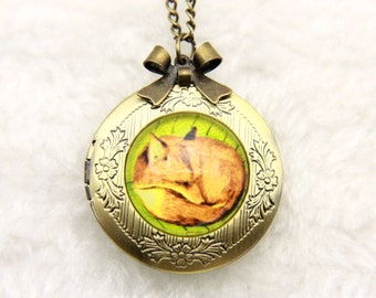 Necklace locket fox 2020m