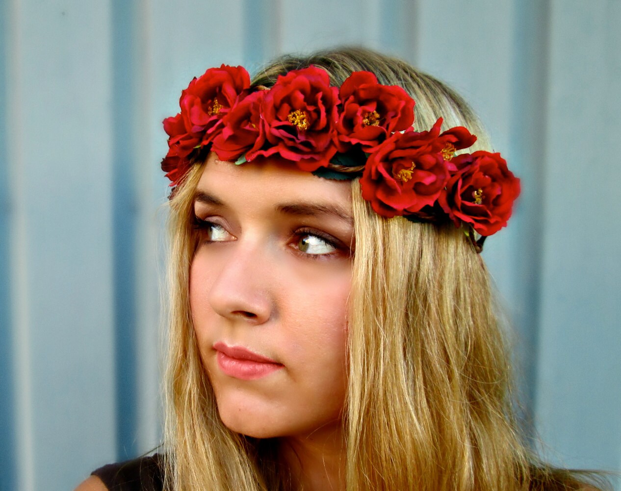 RED QUEEN red rose flower crown wedding hair accessories