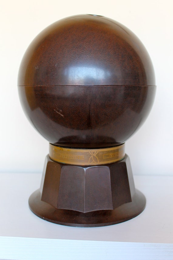 1950s bakelite bowling ball cocktail and shot server