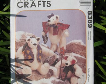 Uncut Pattern - McCalls 8389 - Stuffed Snow Bears and Clothes Pattern