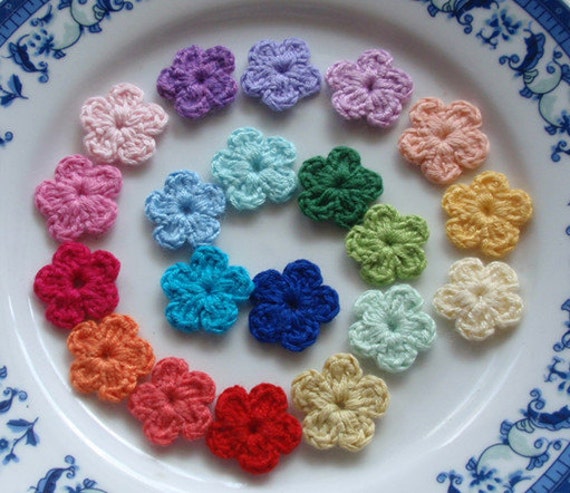 20 Mini Crochet Flowers In Multicolors YH55-05 by YHcrochet