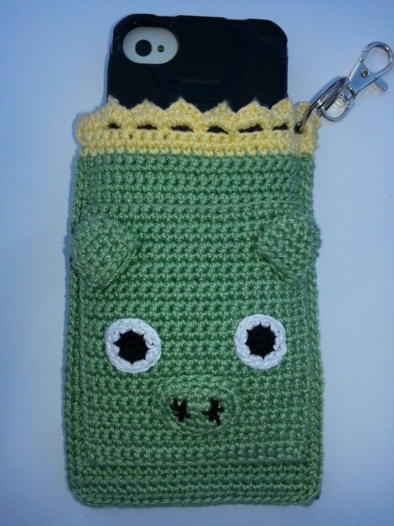 Green Pig Crochet Case with Keychain for iPhone Smartphone