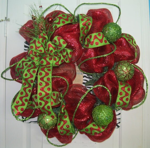 Items similar to Christmas Red and Green Deco Mesh Wreath on Etsy