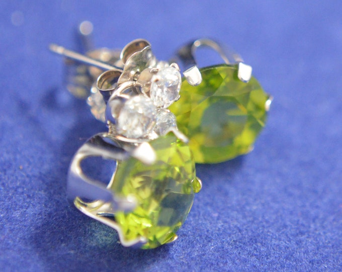 REDUCED Peridot Gold Stud Earrings, Large 8mm Round, Natural, Set in 14k White Gold E4