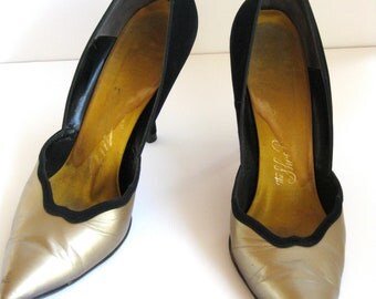 Vintage Black & Gold Pumps