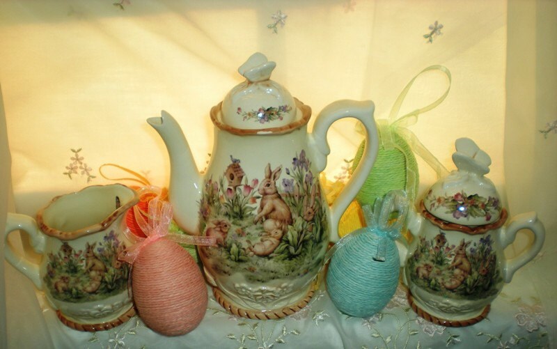 Cracker Barrel Easter Treasures Tea Set 3 Piece Set