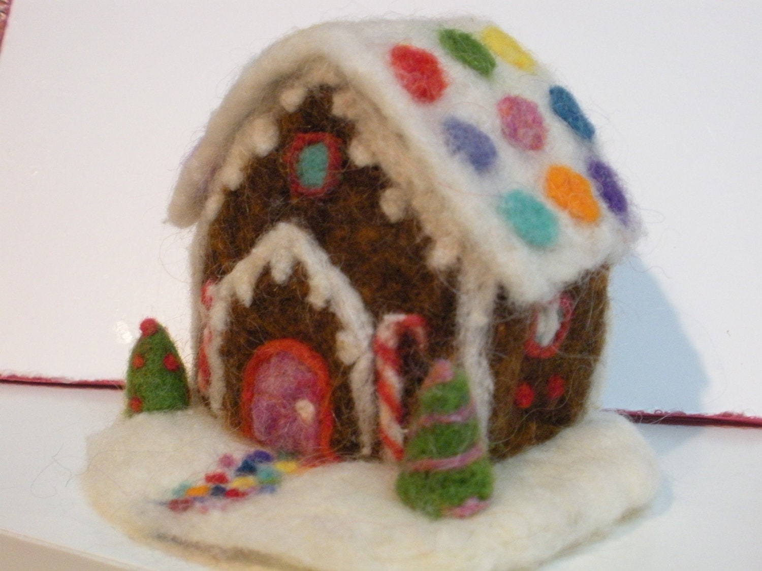 Needle felted gingerbread cottage