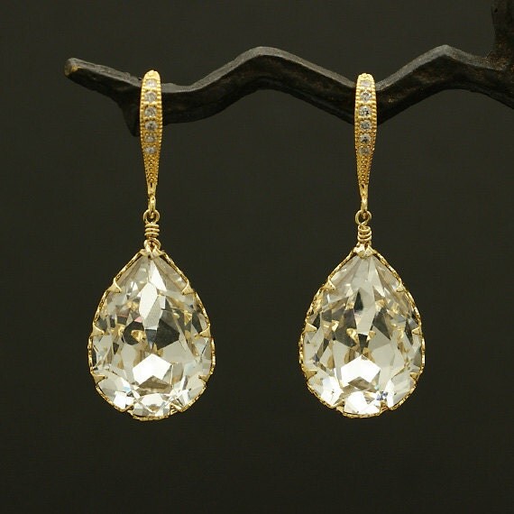 Swarovski Teardrop Earrings / wedding teardrop earrings