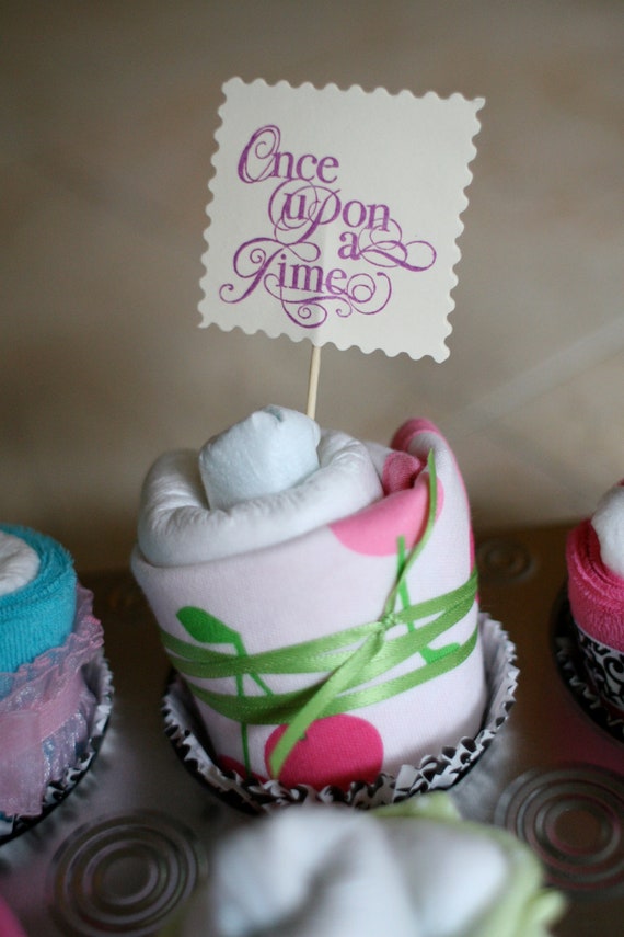 Items similar to 1/2 Dozen Baby Girl Diaper Cupcakes on Etsy