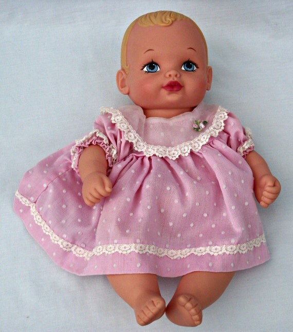 Water Babies 1990 Lauer toys baby doll fill with water Blonde