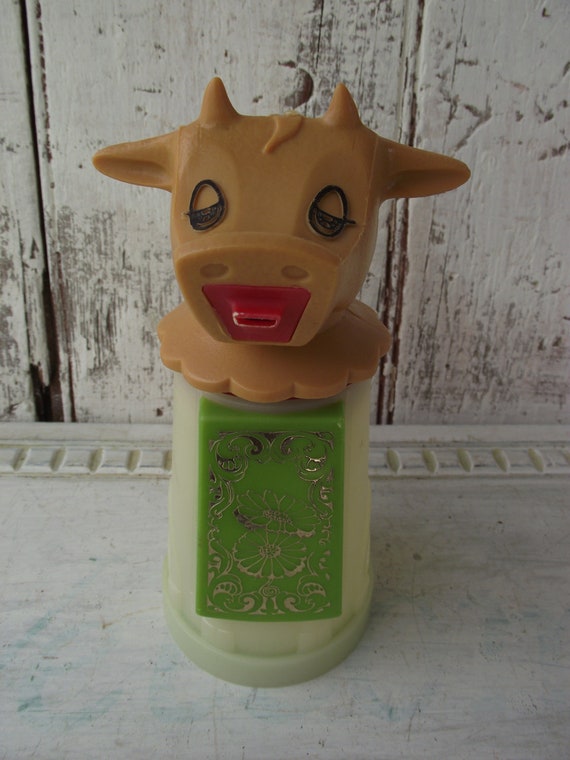 cow creamer pitcher plastic moo cow by Whirley Industries made