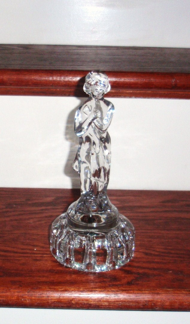 ANTIQUE CAMBRIDGE GLASS Figurine Crystal Draped Lady Bashful