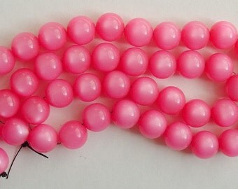Bright Pink Lucite Moonglow 20 Inch Bead Strand