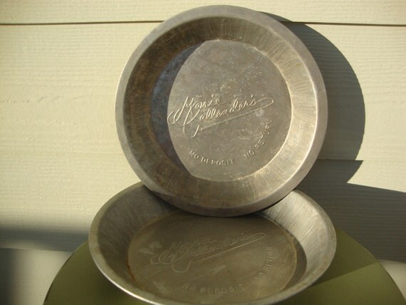 Vintage Marie Callender's Pie Tins Metal Pie by NerdybirdVintage