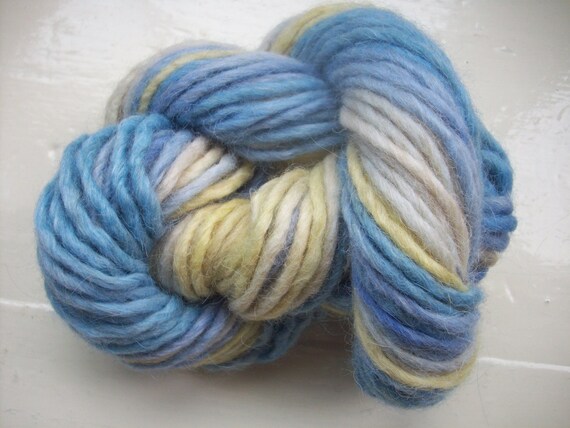 Hand painted yarn merino alpaca100g blue beige by SpinningStreak
