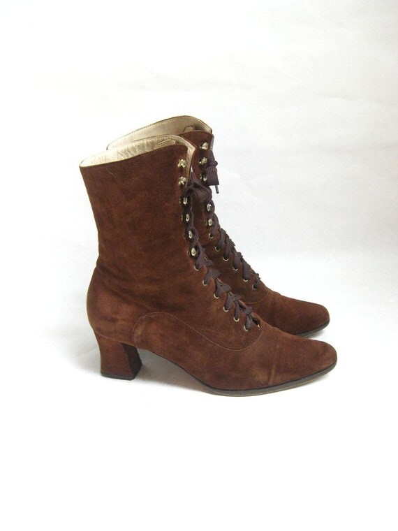 Vintage 80s Brown Leather Lace Up Ankle Granny Boots. Size 6