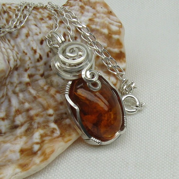 Items similar to Baltic Amber Necklace - Genuine Amber Jewelry ...