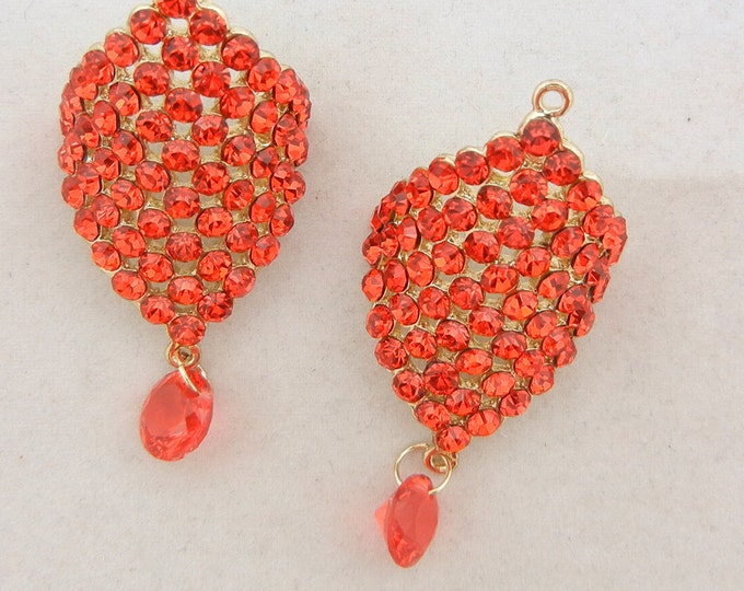 Pair of Red Rhinestone Turned Drops Gold-tone