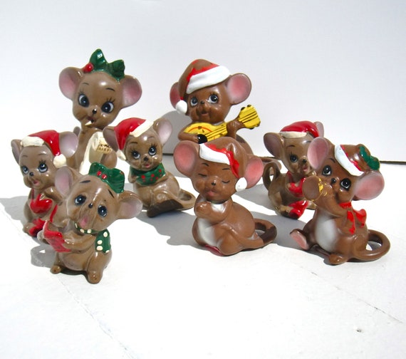 vintage christmas mouse figurine