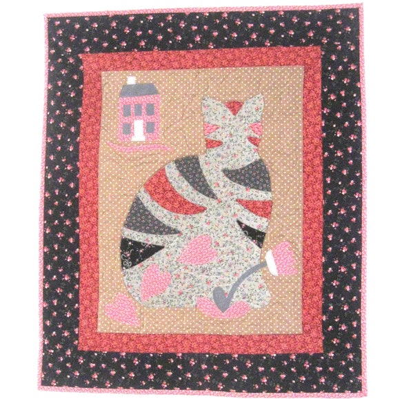 Country Quilt Sitting Pretty Kitty Calico Wall Hanging Lap