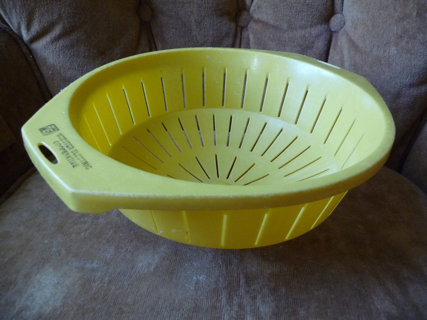 vintage strainer plastic strainer colander by myvintagedreams