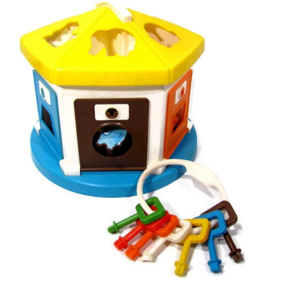 Chicco Gazebo Circus Shape Sorter toy with Keys Animals and