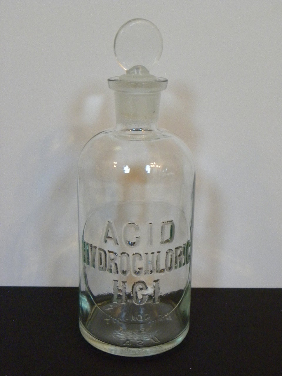 Vintage Apothecary Chemistry Bottle Wheaton by RedRubyRetro