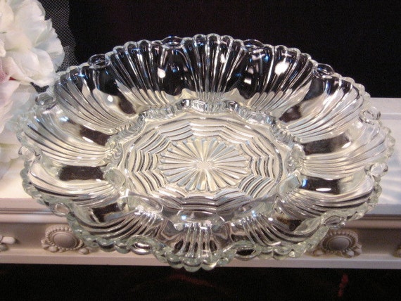 Vintage Anchor Hocking Crystal Deviled Egg Plate by havetohaveit