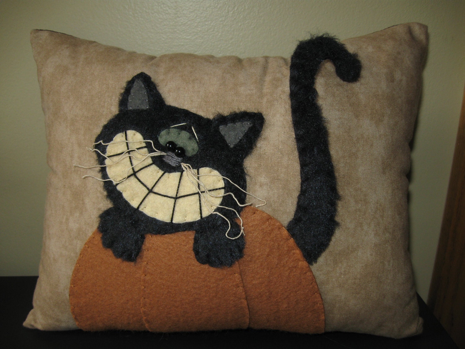 black cat pillow halloween