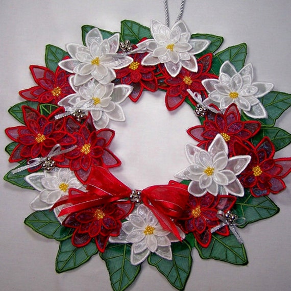 Christmas Wreath Machine Embroidery design by Embroidershoppe