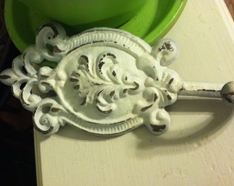 Wall Hook, Wall Hanger, Shabby Chic Hook, HarDWAre IS inCLUded