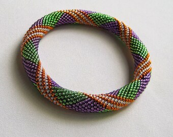 Bead Crochet Pattern: Parallelogram Bead Crochet Bangle Pattern