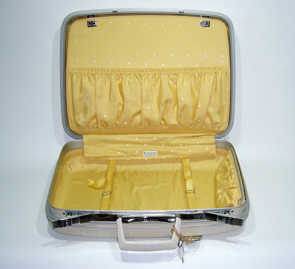 Vintage Samsonite Luggage Overnight Case With Key / Hard Shell