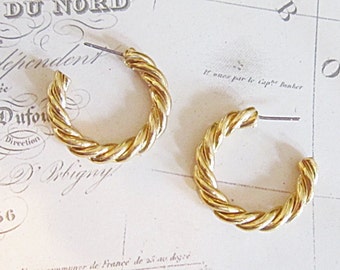 Vintage Gold Hoop Pierced Earrings